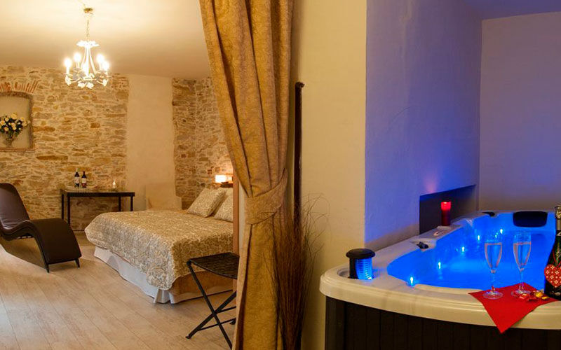 Hotel para parejas con jacuzzi privado en Begur