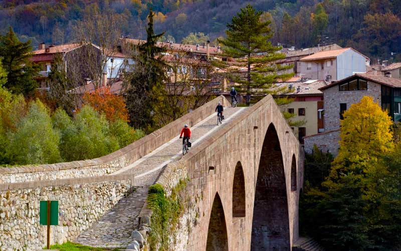 Los pueblos más bonitos de Girona, Sant Joan de les Abadesses