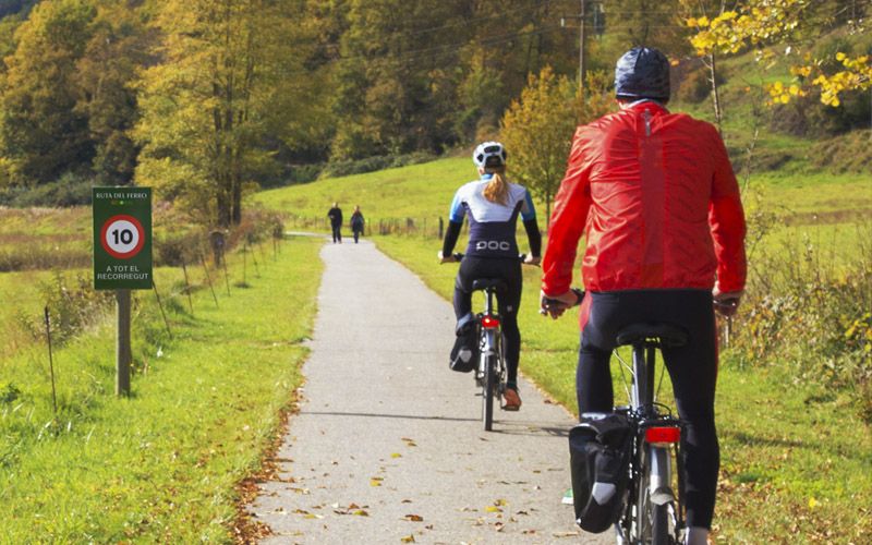 Cycle tourism in Bot, hotels for cyclists